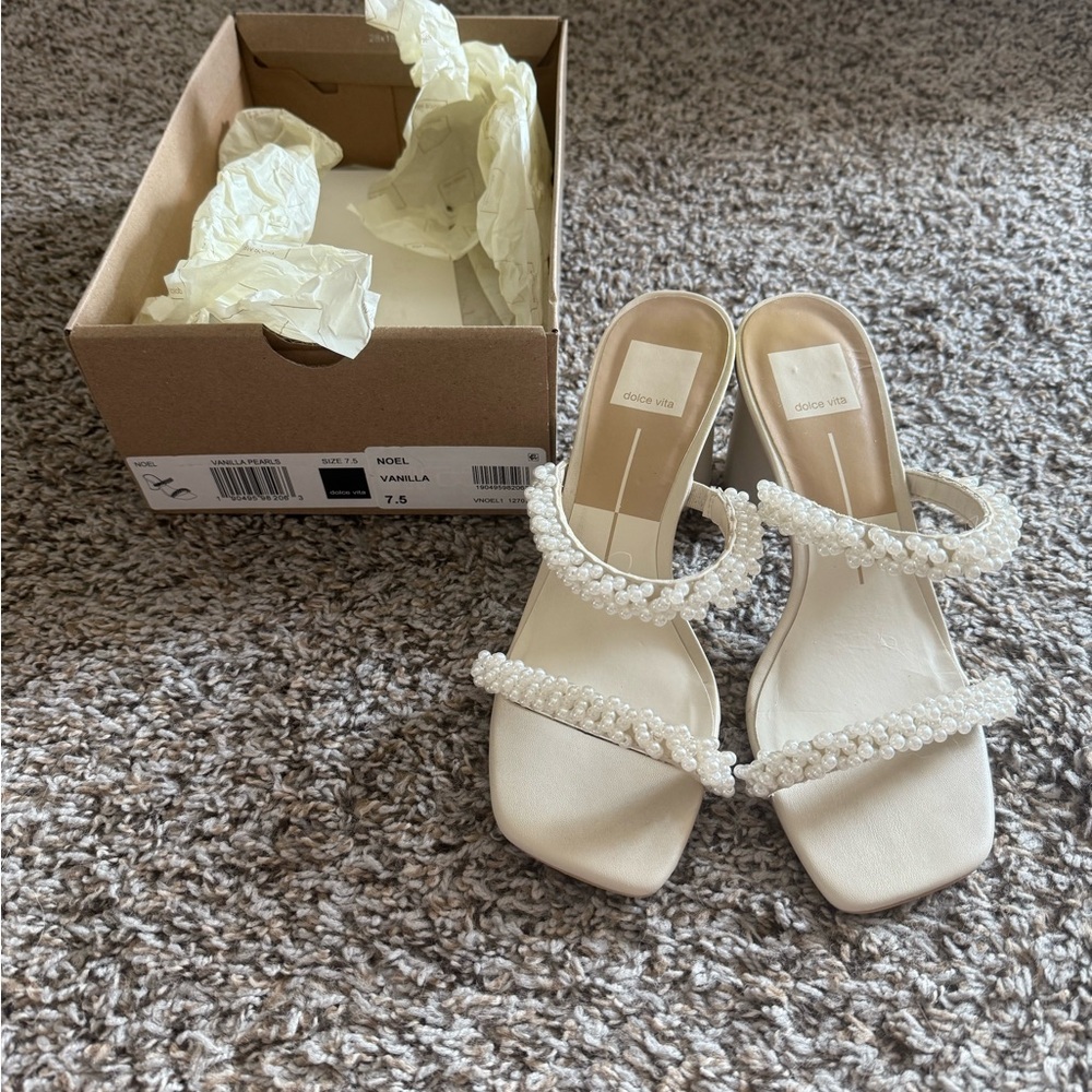 Dolce Vita Pearl Shoes - 7.5 - Picture 2 of 6